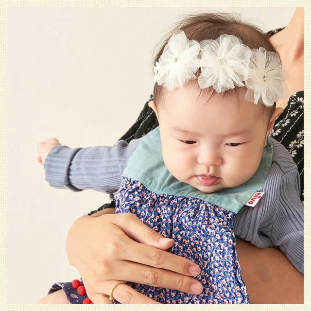 最大61％オフ！ ycm レース regalo お花 カチューシャ キッズ ヘアバンド 髪飾り 子供 赤ちゃん